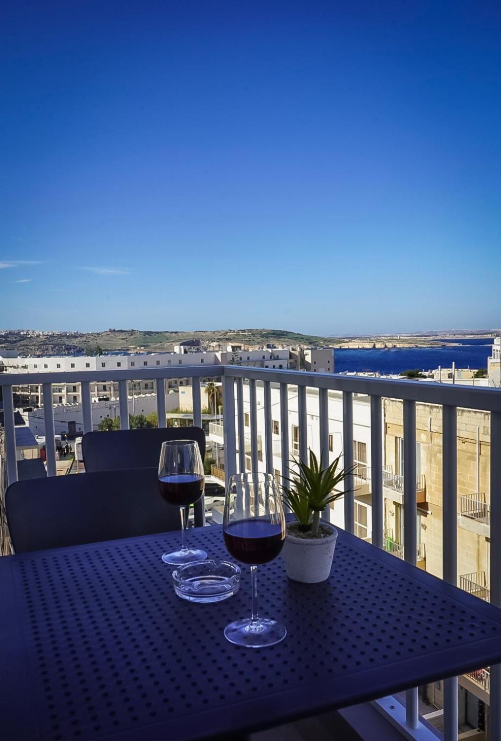 Centrally Located, Well Equipped, Stylish Flat. St. Paul's Bay Luaran gambar