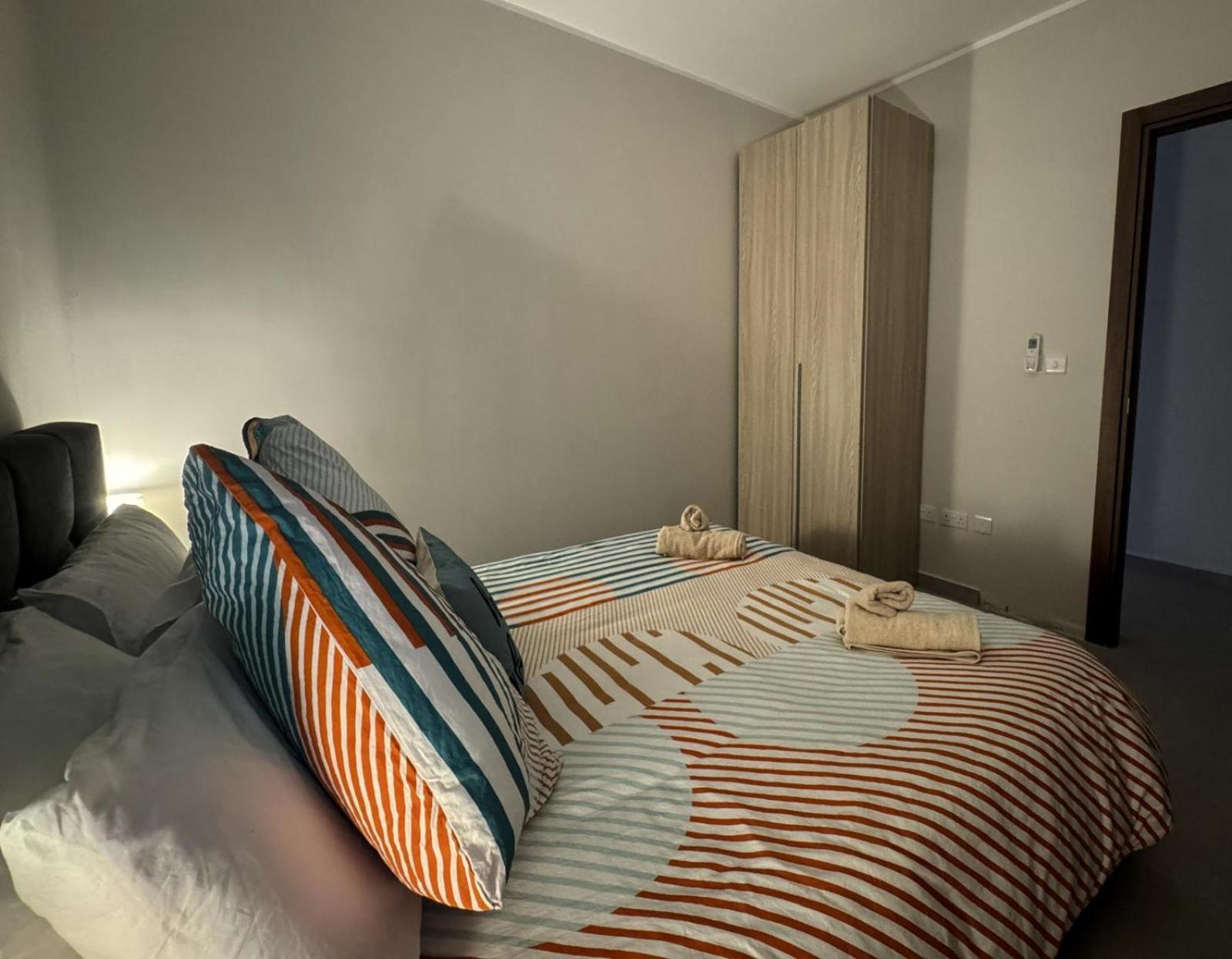 Centrally Located, Well Equipped, Stylish Flat. St. Paul's Bay Luaran gambar