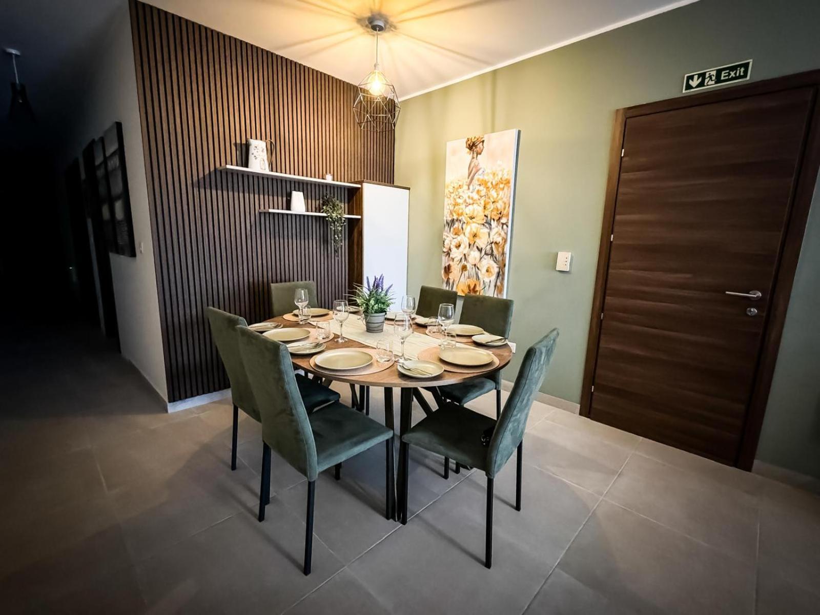 Centrally Located, Well Equipped, Stylish Flat. St. Paul's Bay Luaran gambar