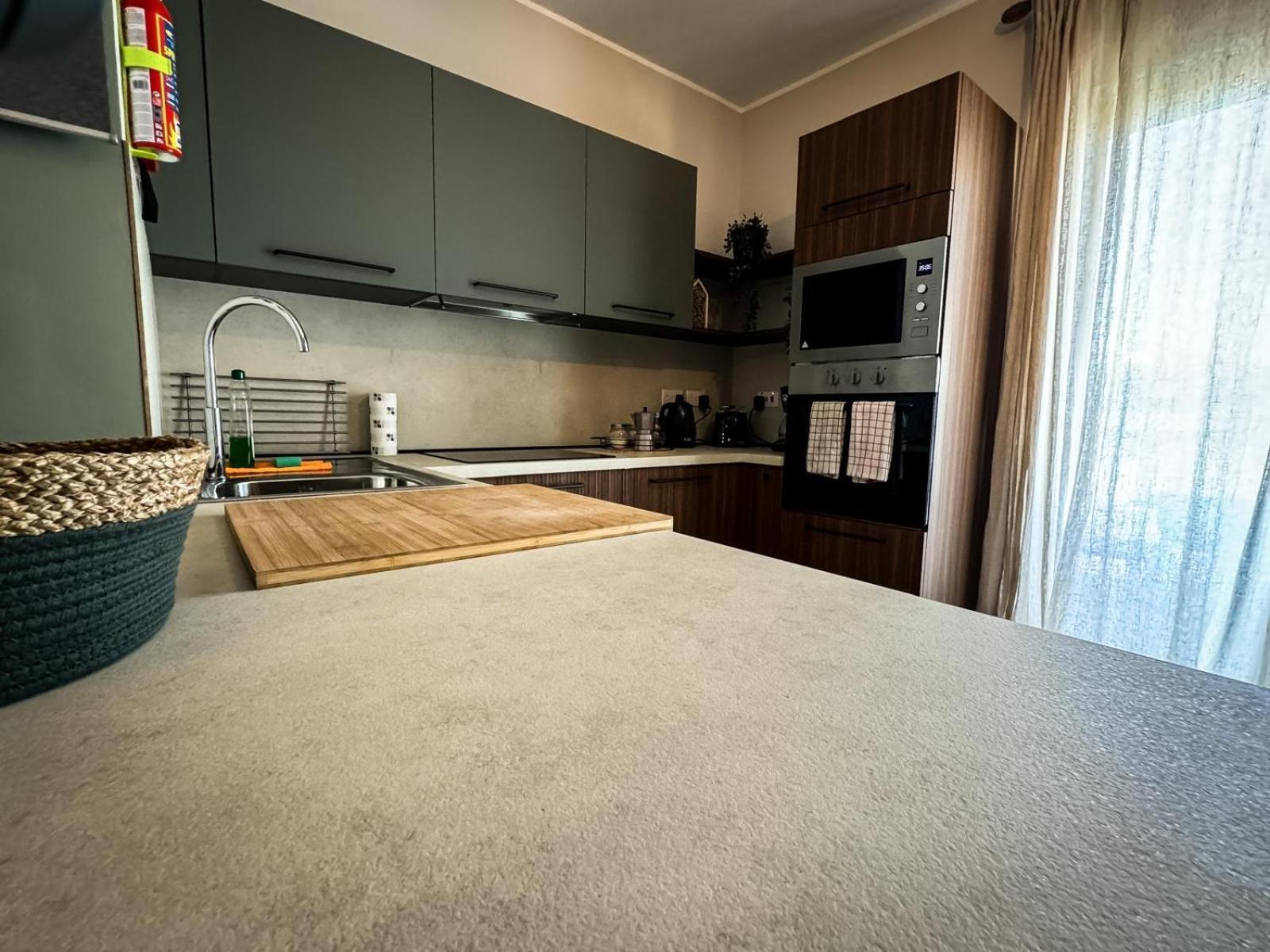 Centrally Located, Well Equipped, Stylish Flat. St. Paul's Bay Luaran gambar