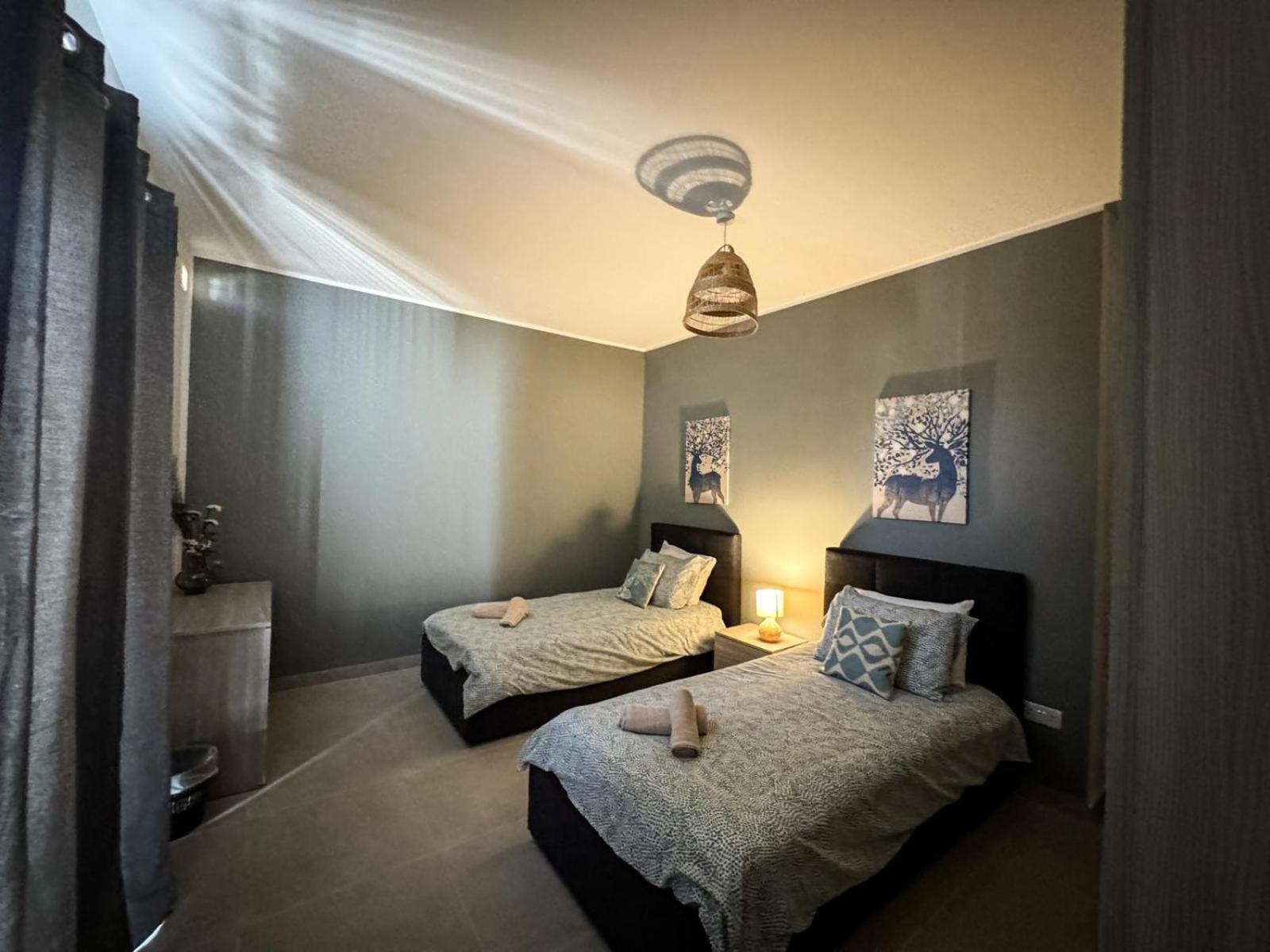 Centrally Located, Well Equipped, Stylish Flat. St. Paul's Bay Luaran gambar